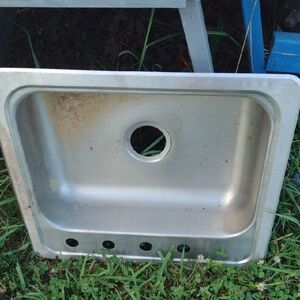 Stainless Steel Kitchen Sink
